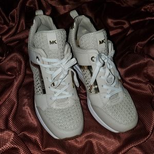 Cream Michael Kors shoes. Size 7.5 . UNWORN